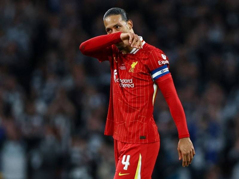 一周丢两冠？阿森纳和曼城，谁会成为下一个利物浦